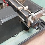 Old Rocher Rooy Functional Typewriter 1940s