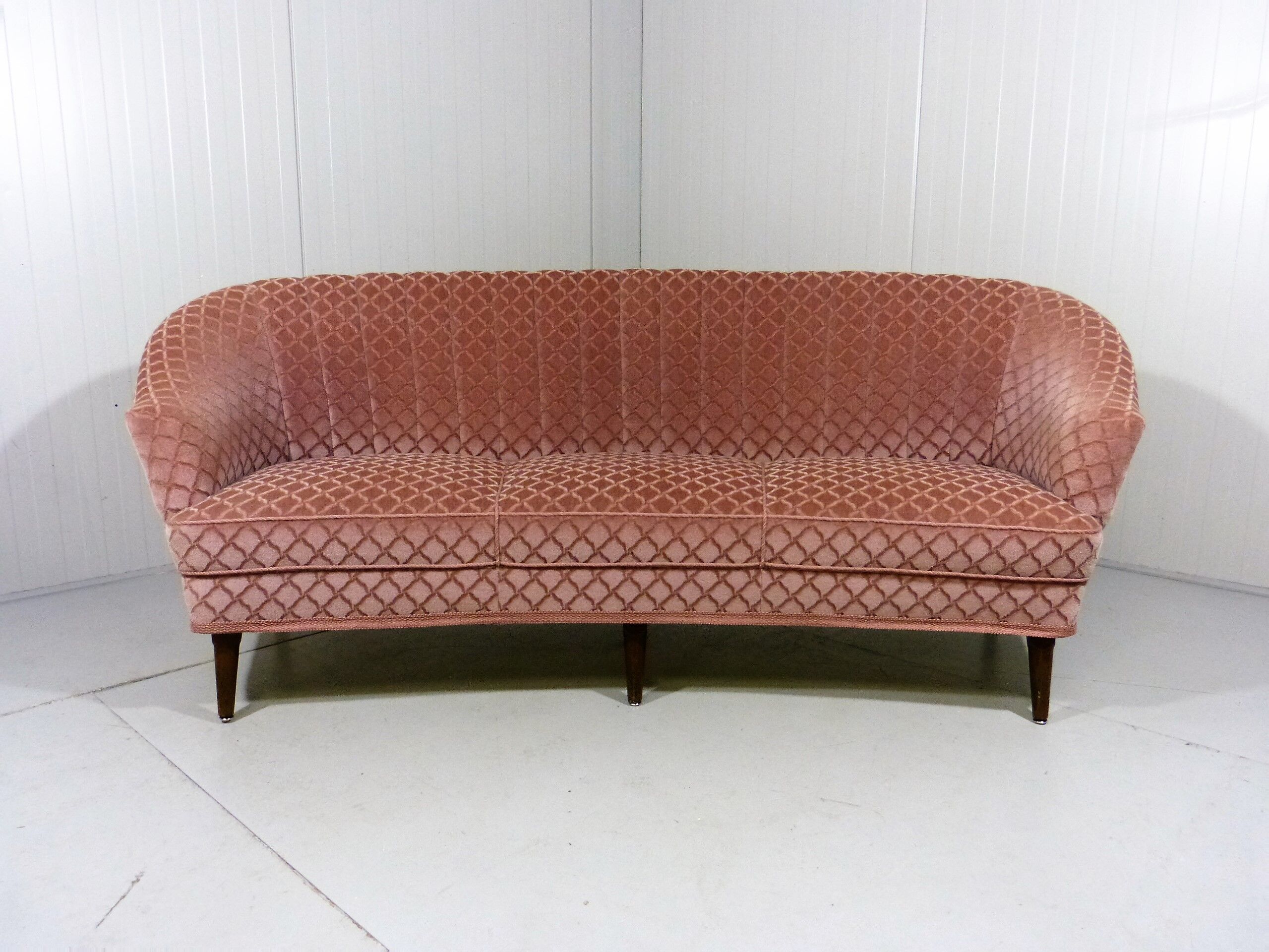 Pink velour rounded sofa 1950’s