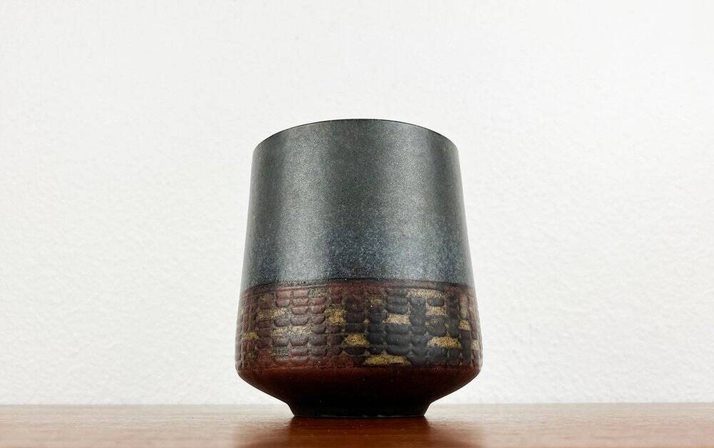 Ceramic vase from a German studio from the mid-century by Elisabeth Pluquet-Ulrich, 1960s.