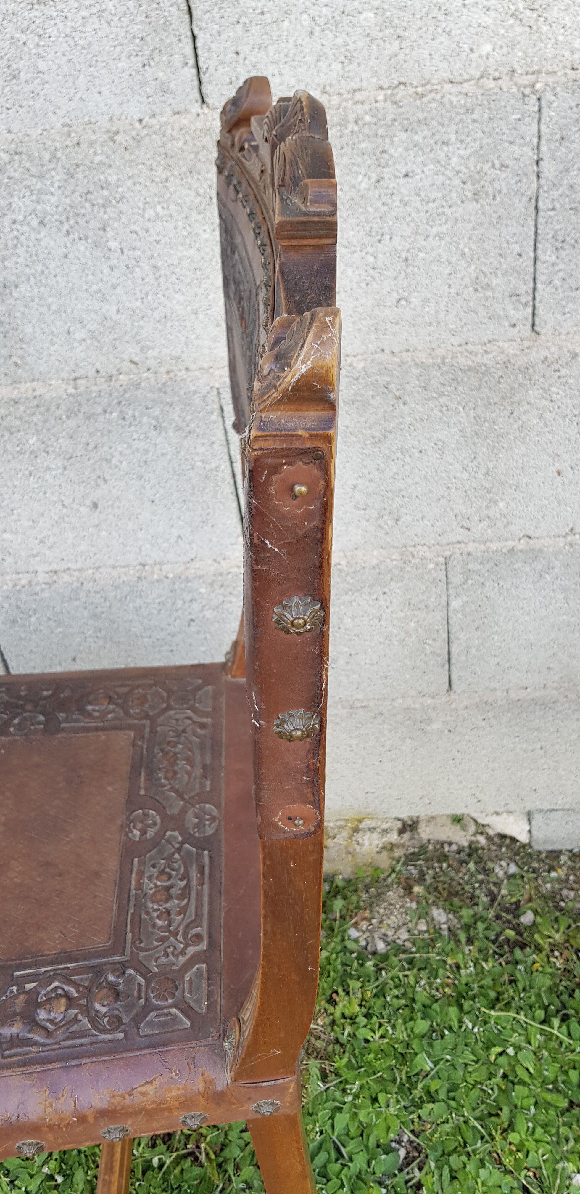 2 seat chairs and leather backrest