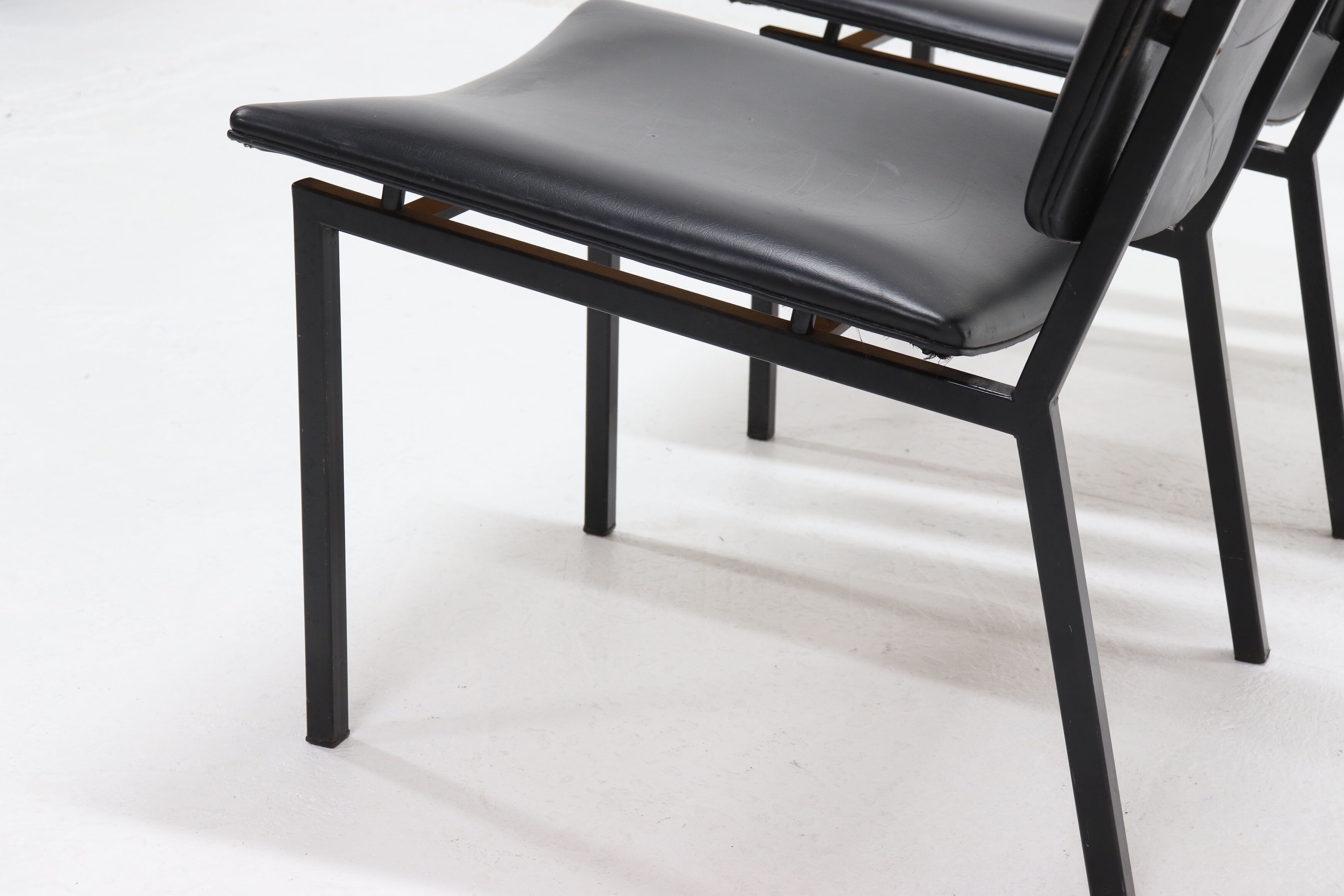 Set of 2 minimalist armchairs dutch design 1960s