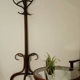 Thonet No. 1 Parrot Coat Rack on Wall, 1900s