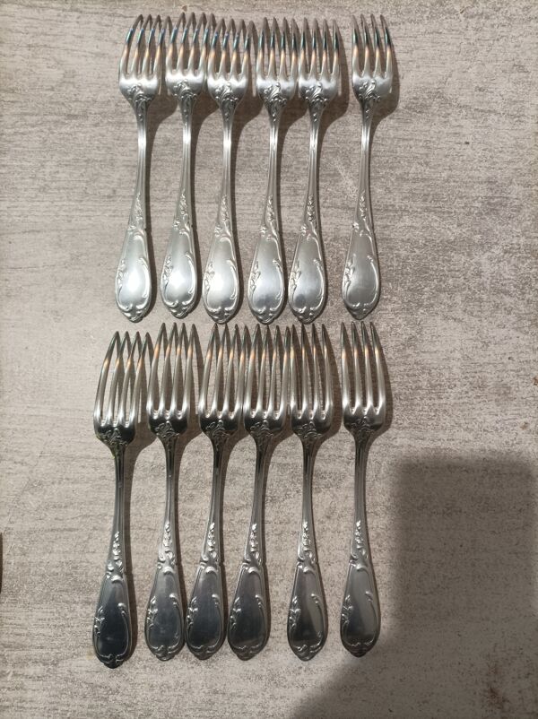 Lot de 48 couverts Sfam model Chambly