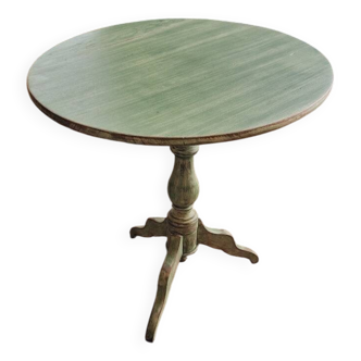 Folding side table