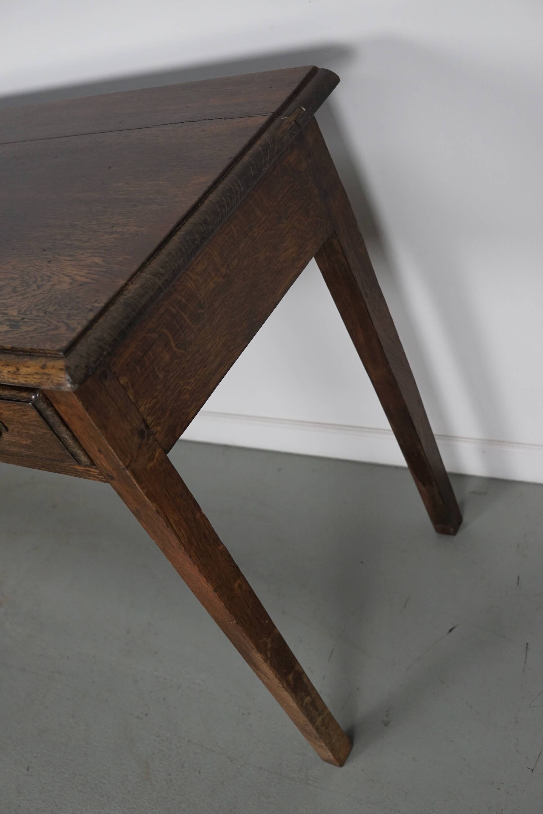 Vintage English Rustic Farmhouse Oak Side Table, 1950s
