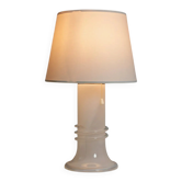 Lampe de table en verre par Hannelore Dreutler/Studio Åhus pour Ateljé Lyktan, signée et datée de 1981.