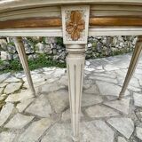 Louis XVI style round table in painted wood