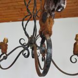 Lustre de chasseur en fer forgé