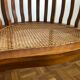 Fauteuil colonial canné en bois exotique