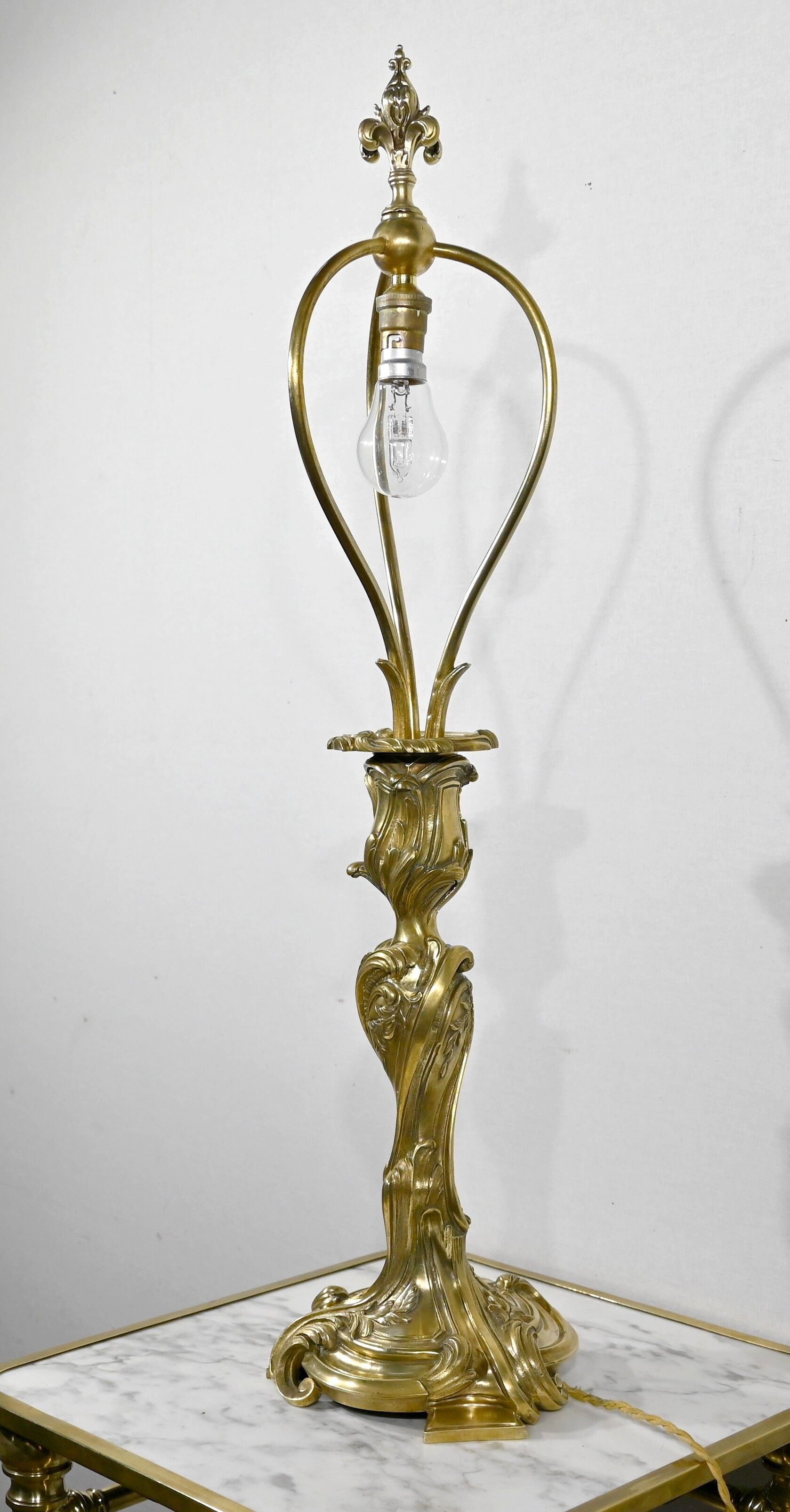 Gilded bronze lamp, Art Nouveau – late nineteenth century