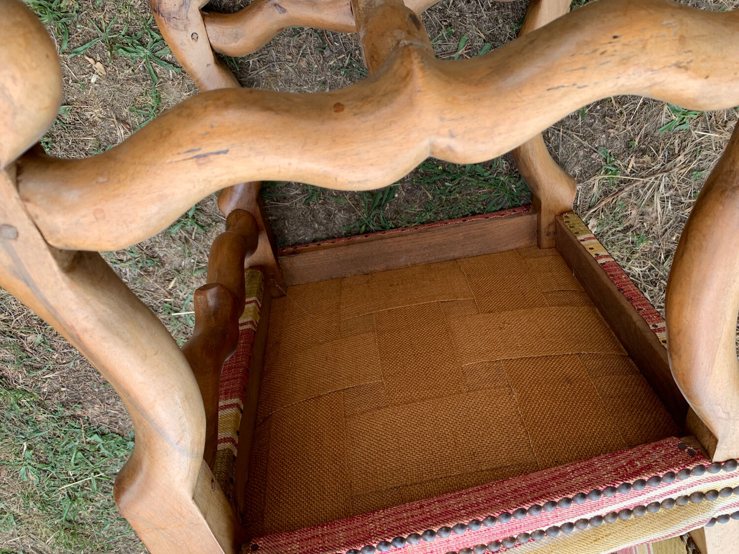 6 lounge chairs in sheepbone and fine fabrics 18/early 19th