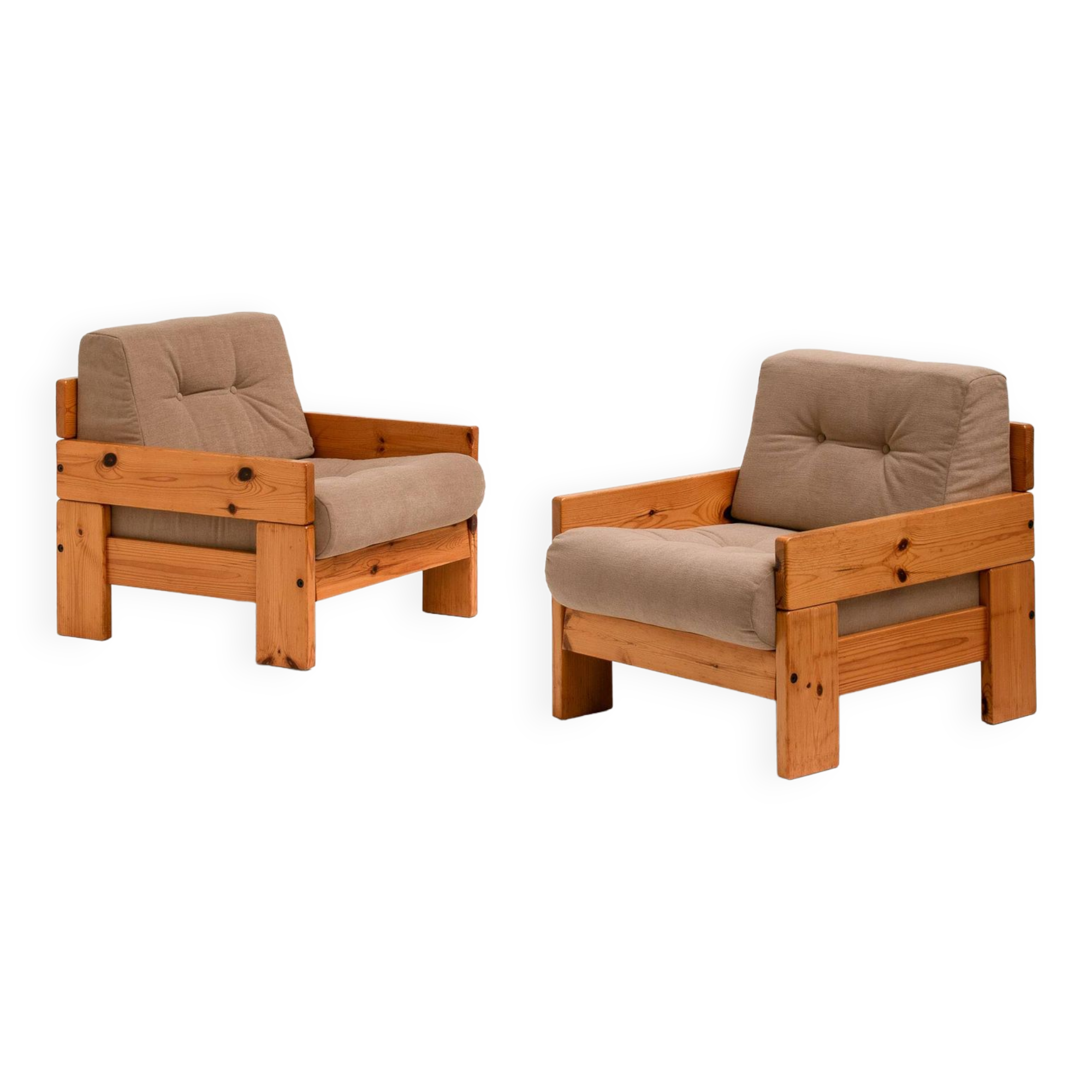 Pair of Minimalist Pine Lounge Chairs, Italy, 1970s