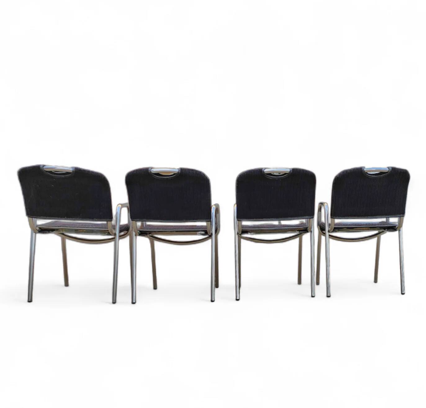 4 chaises de salle à manger en tissu noir Castiglietta par Castiglioni pour Zanotta / Italie années 1960