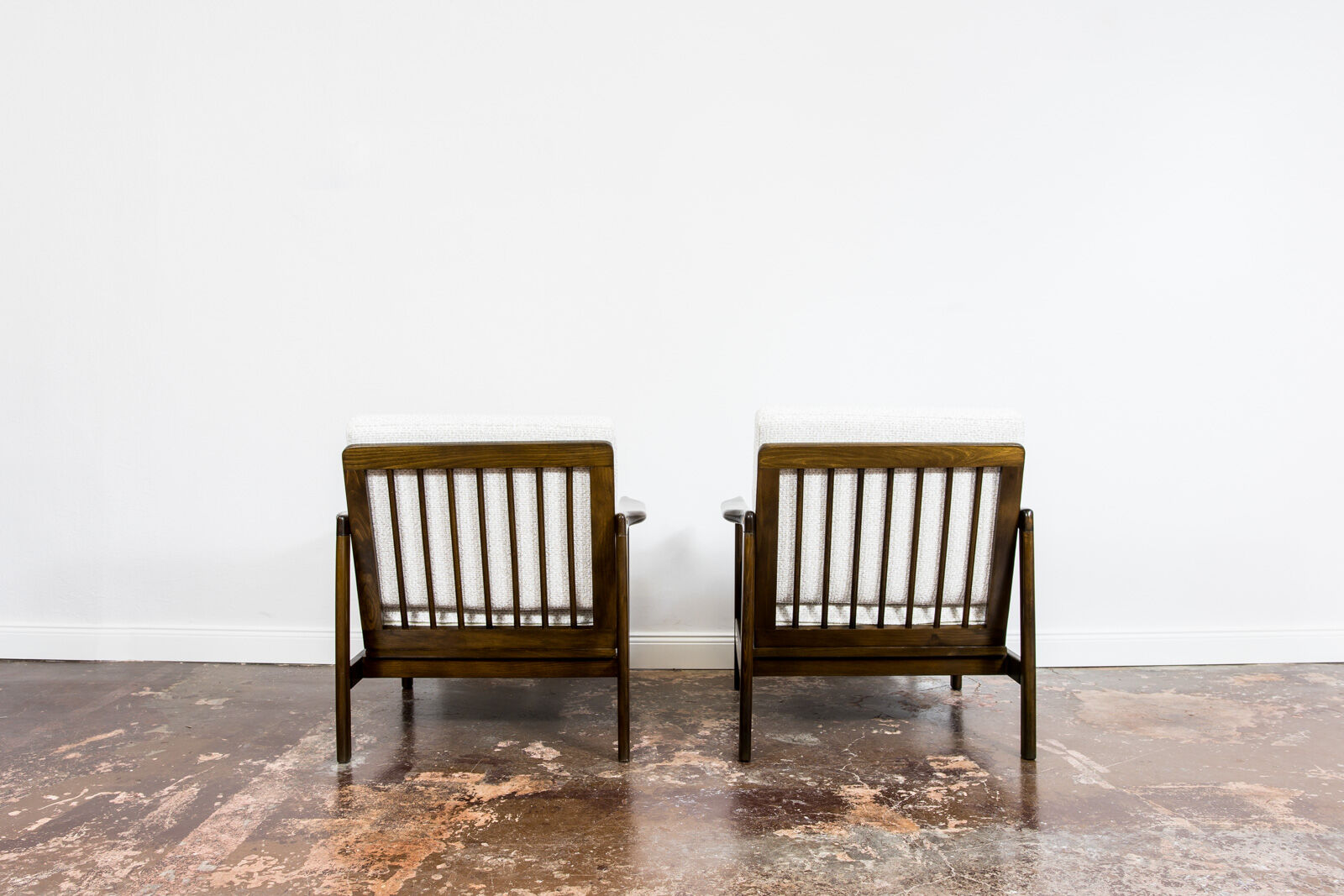 Pair of Restored White Grey B-7522 armchairs by Zenon Bączyk, 1960’s