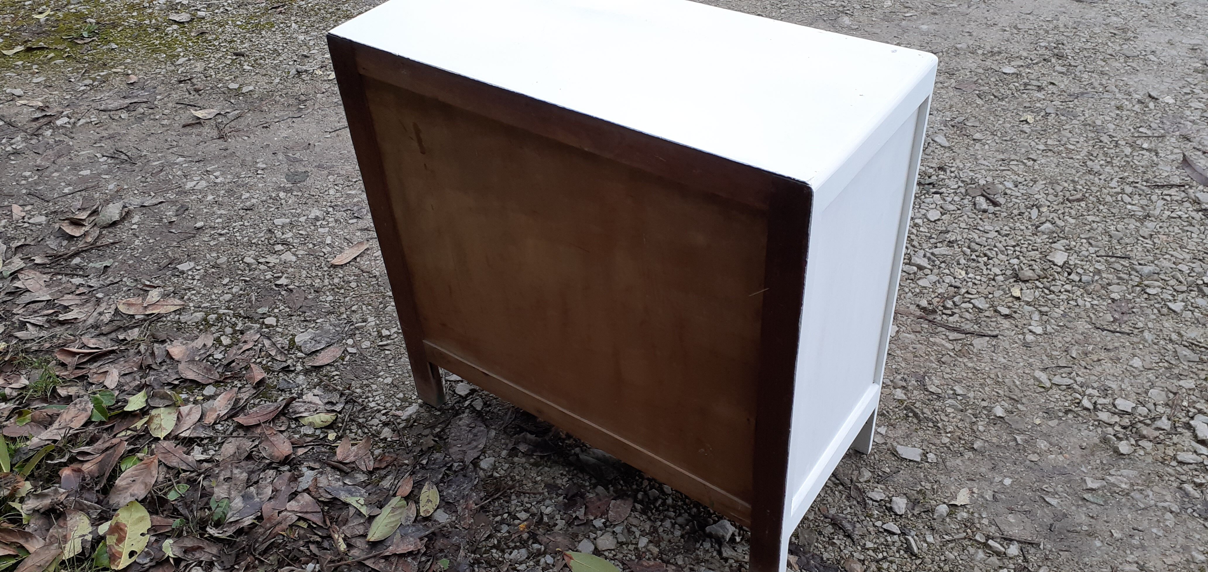 Chest of drawers 3 drawers feet compass year 50 vintage white