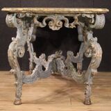 Grande table laquée de style Louis XIV