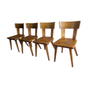 ensemble de quatre chaises