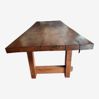 Farmhouse table