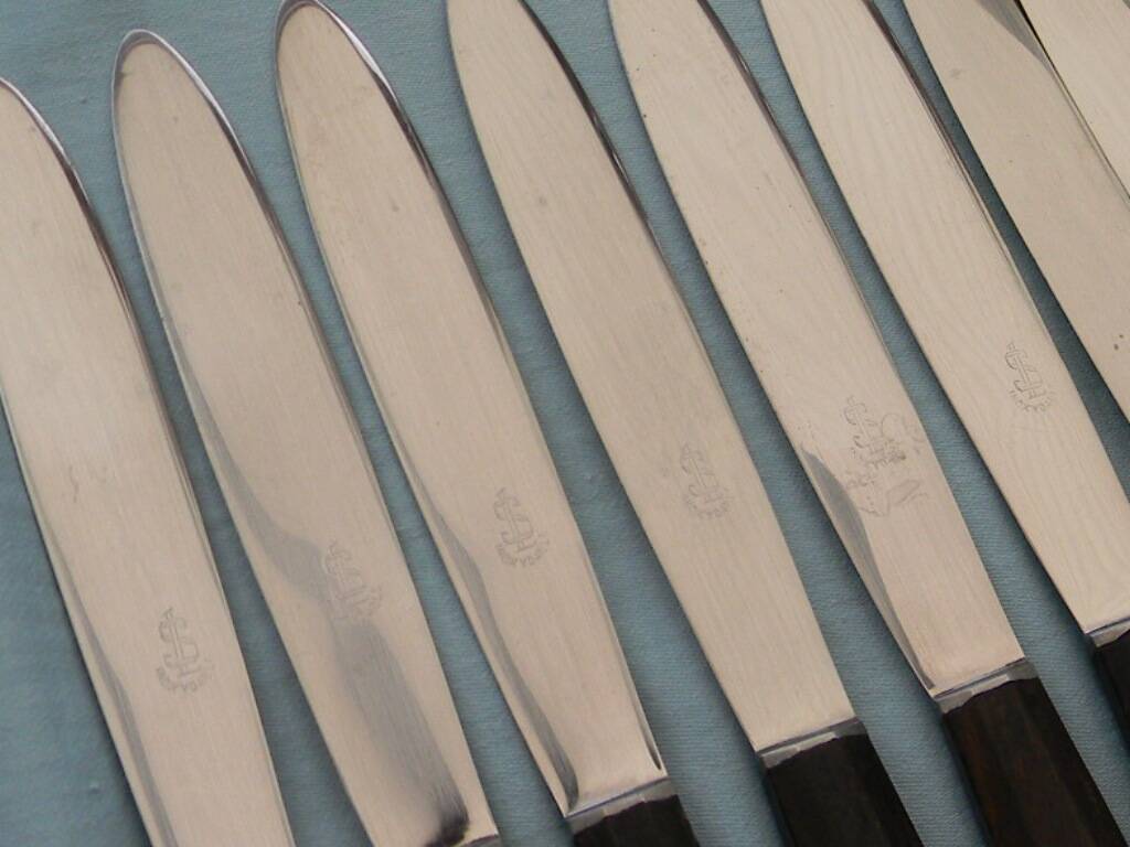 Set of 12 vintage stainless steel blade knives