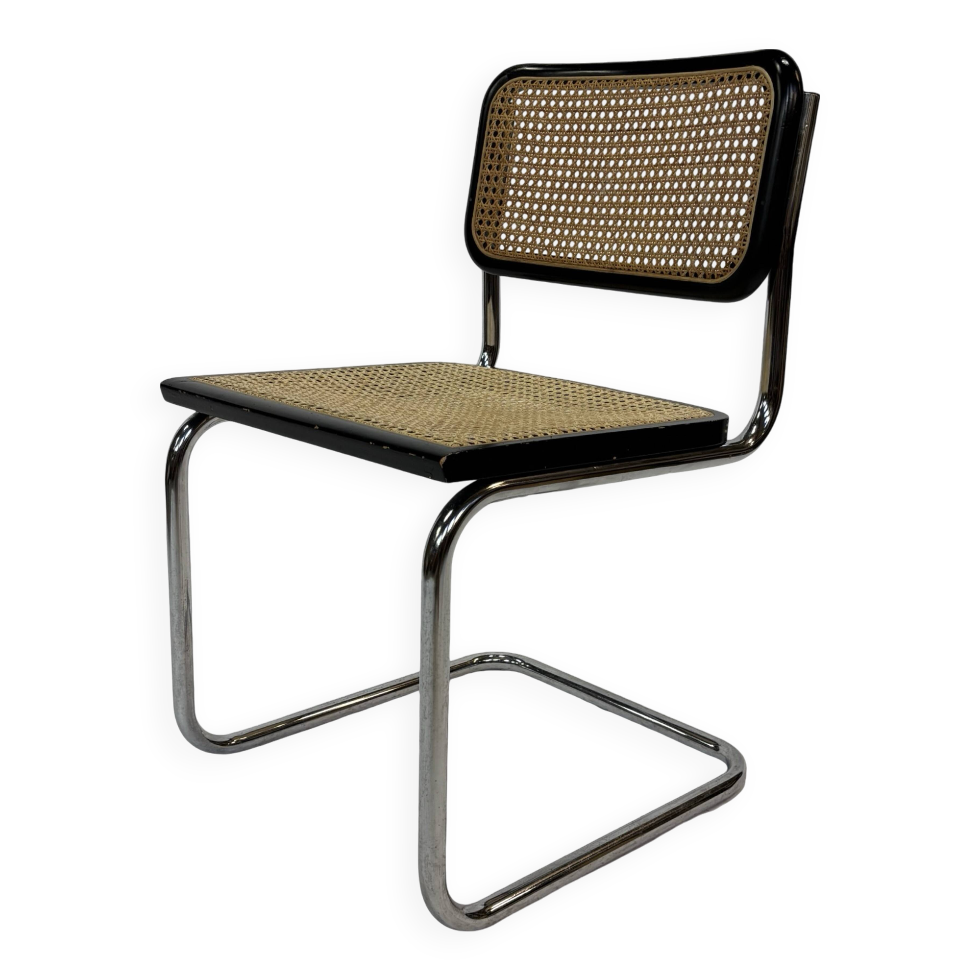 Cesca chair b32 model in chrome and black