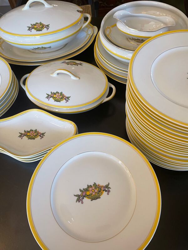 Service en porcelaine de Limoges