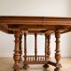 Antique extendable dining table made of solid wood.