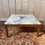 Table basse scandinave avec marbre