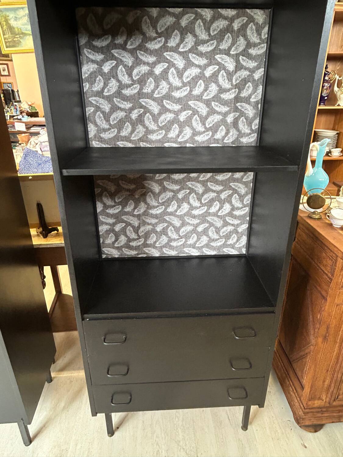 Refurbished display cabinet