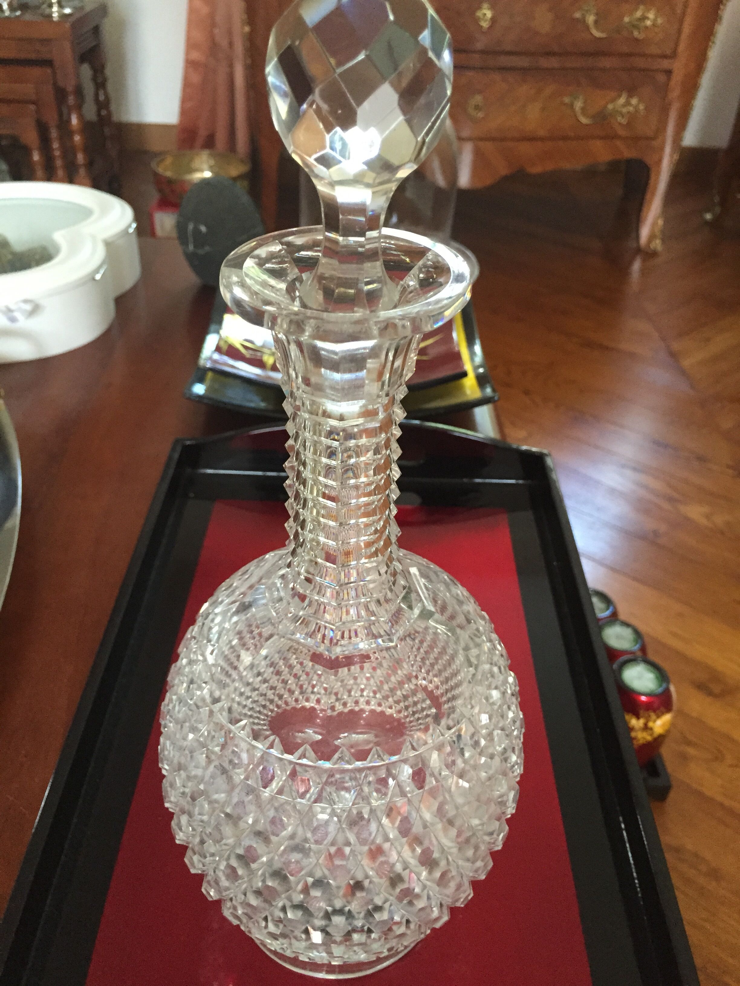 Carafe en cristal taillé