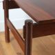 Table basse vintage palissandre et cuir Dujo Cuba 1970