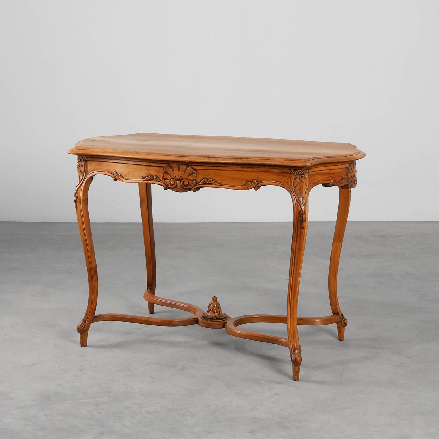 Late 19th‑century Walnut side table in the Louis XV style, France