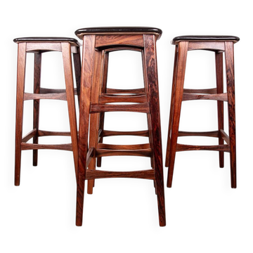 4 Tabourets hauts Danois, Palissandre et cuir noir, Knud Bent pour Dyrlund.