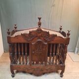 Provençal walnut pannier