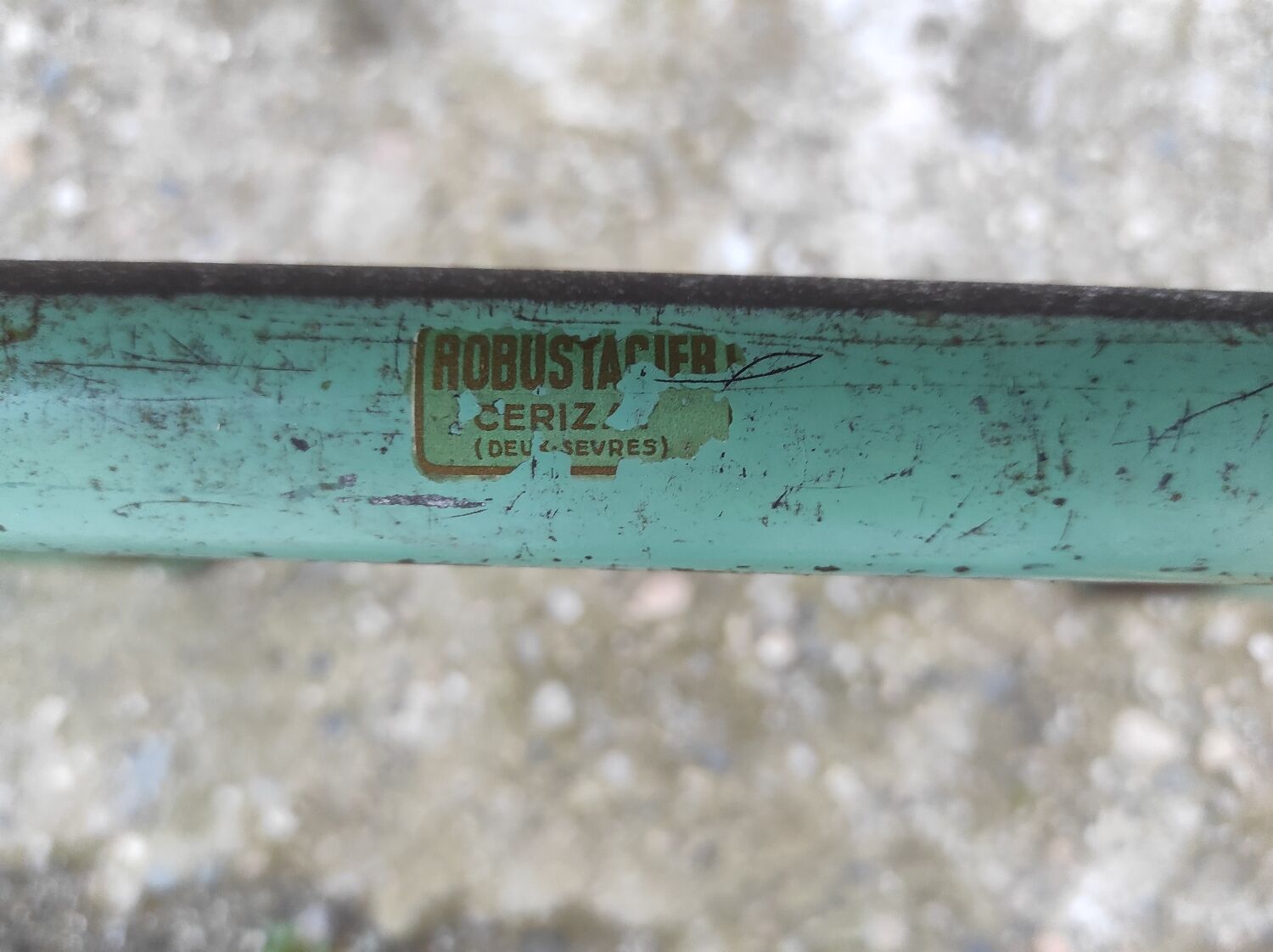 Old one-piece children's desk