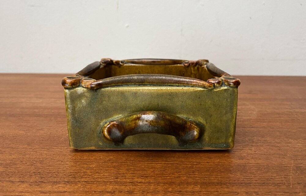 Mid-century German studio pottery bowl by Erika Pierny, 1960s.