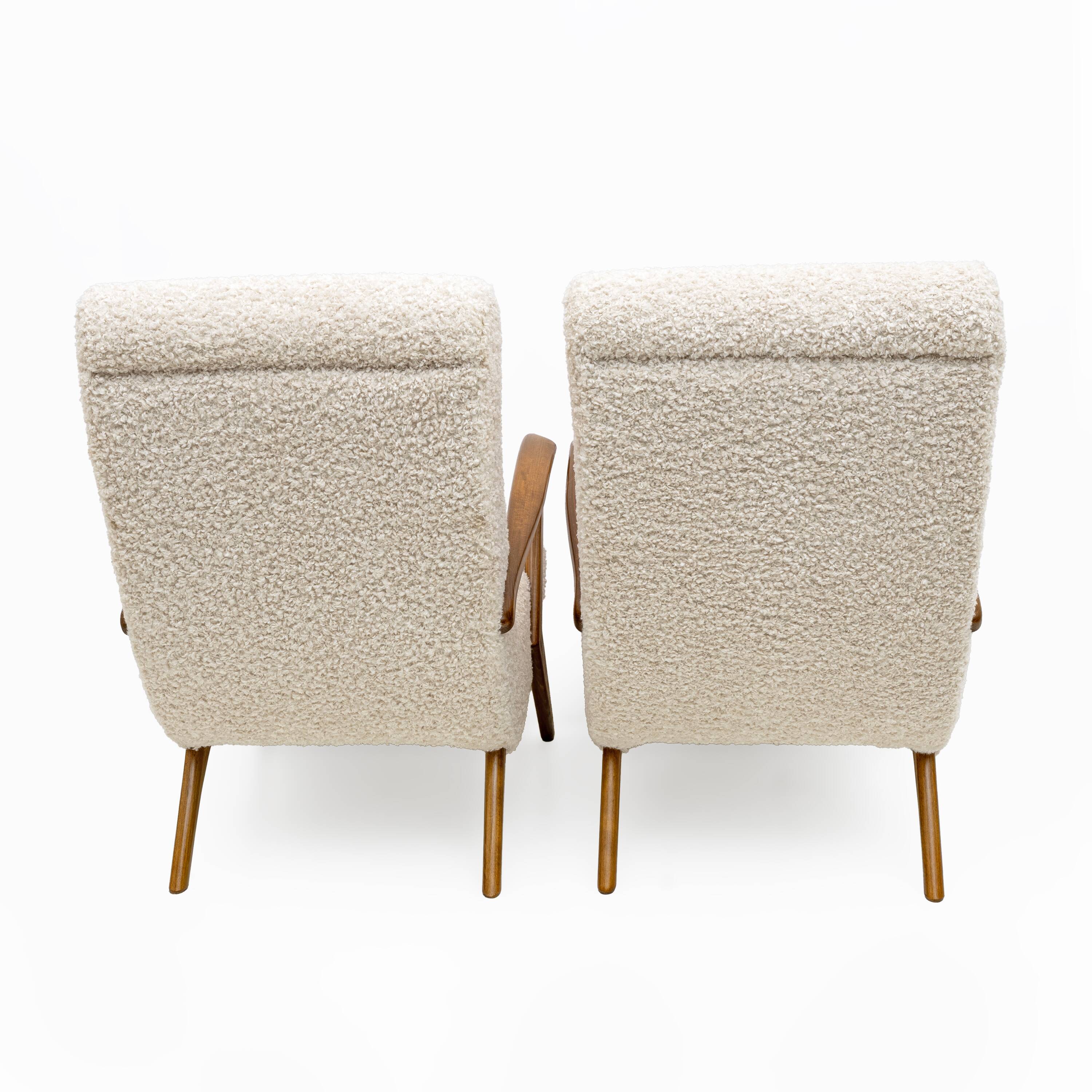 Attribute to Paolo Buffa Mid-century Modern Italian Bouclè Armchairs, Pair