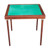 Table to play