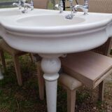 Old washbasins