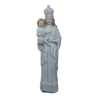 Ancienne statuette de sainte vierge avec enfant en faïence barbotine
