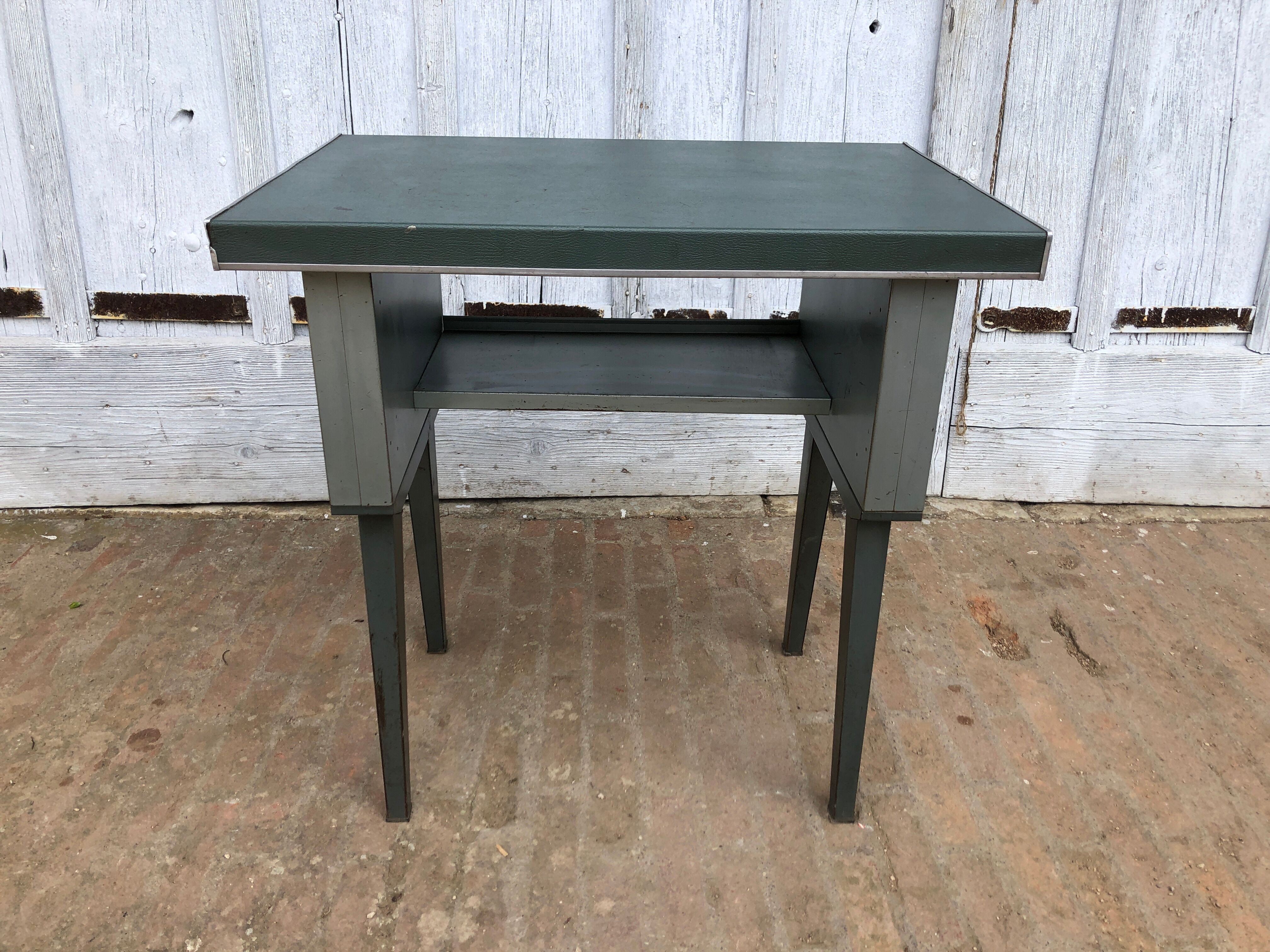 Green Strafor Office