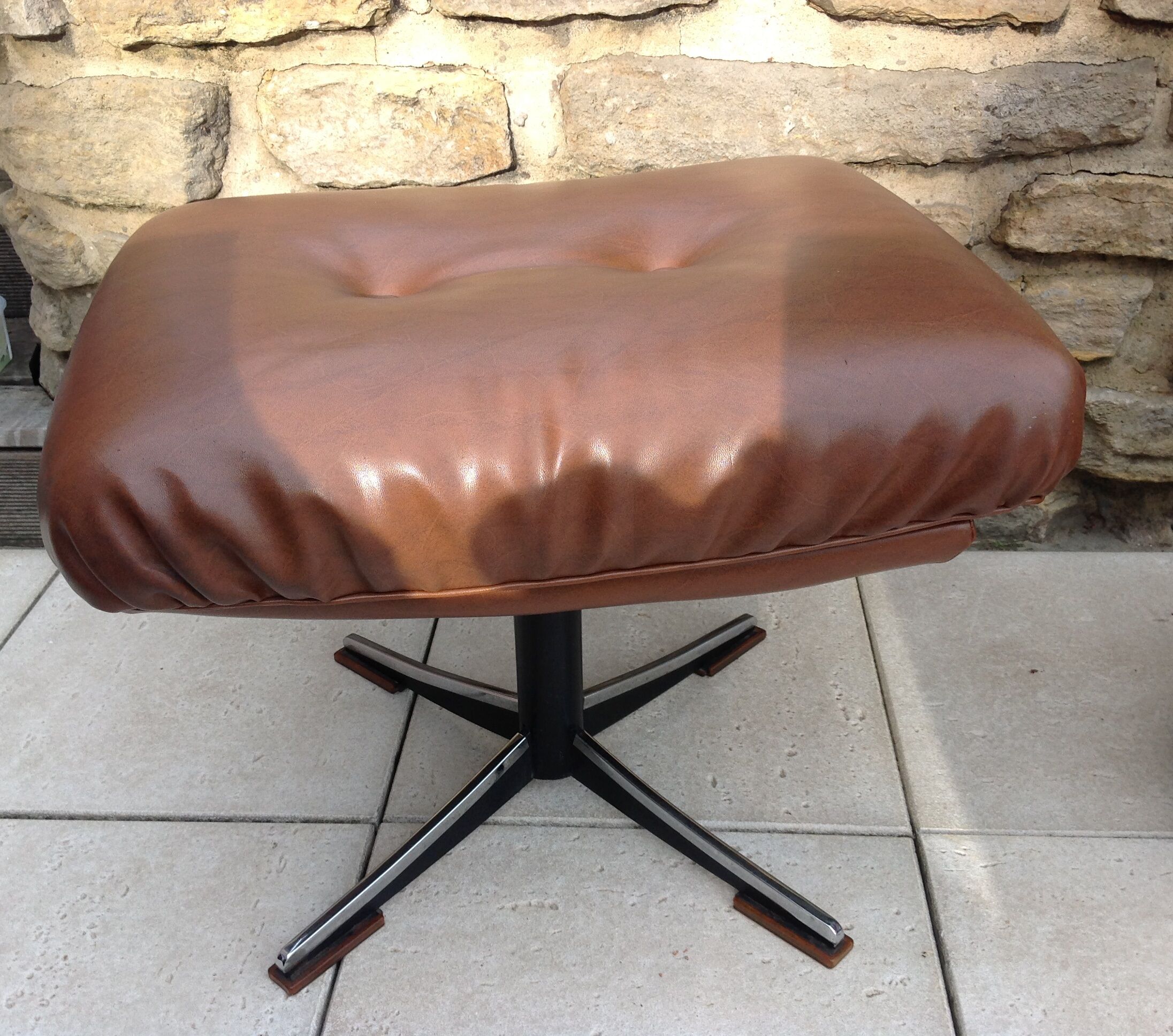 Foot rest ottoman vintage faux leather Brown years 70