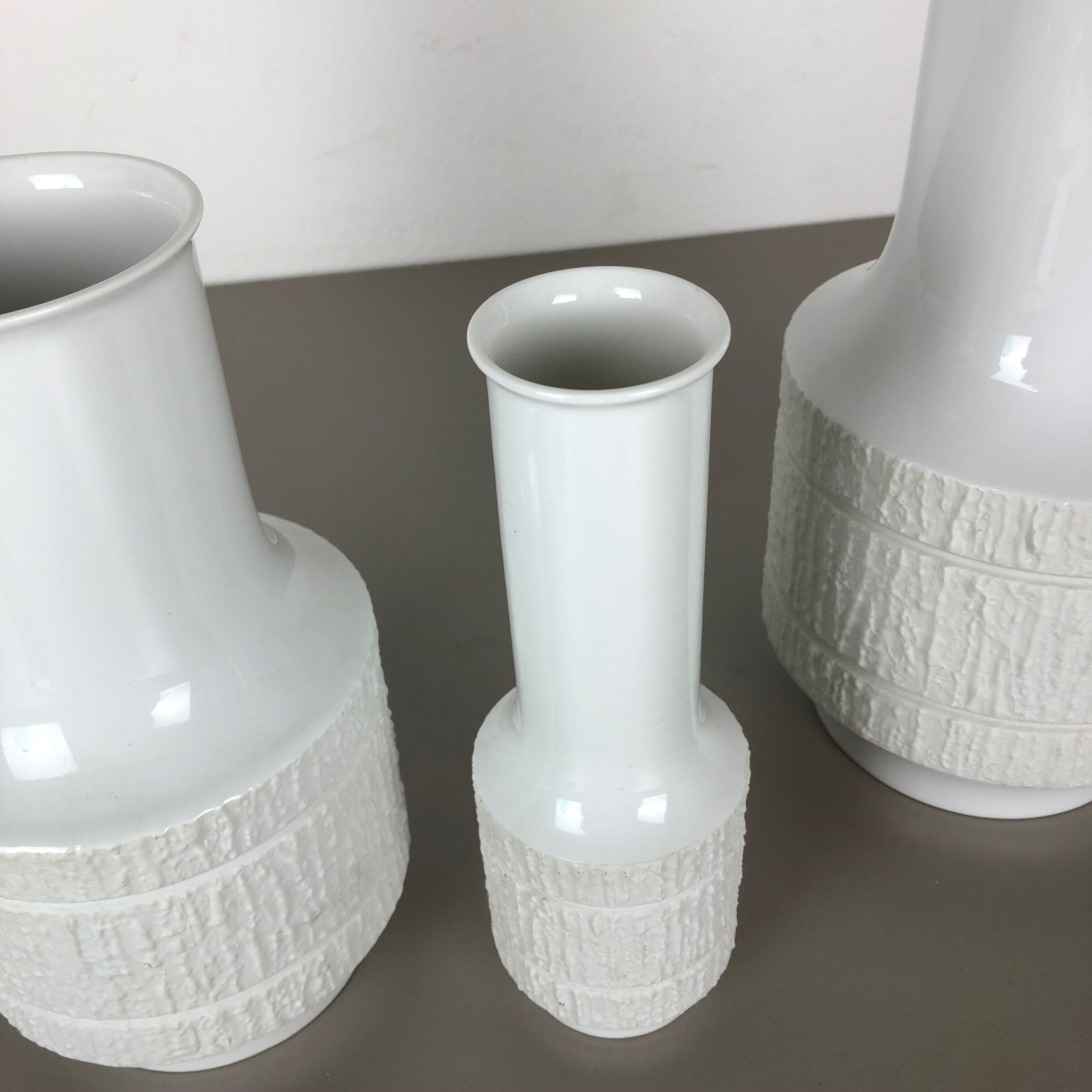 Set of 3 porcelain op art vase by Richard Scharrer for Thomas, Germany, 1970s