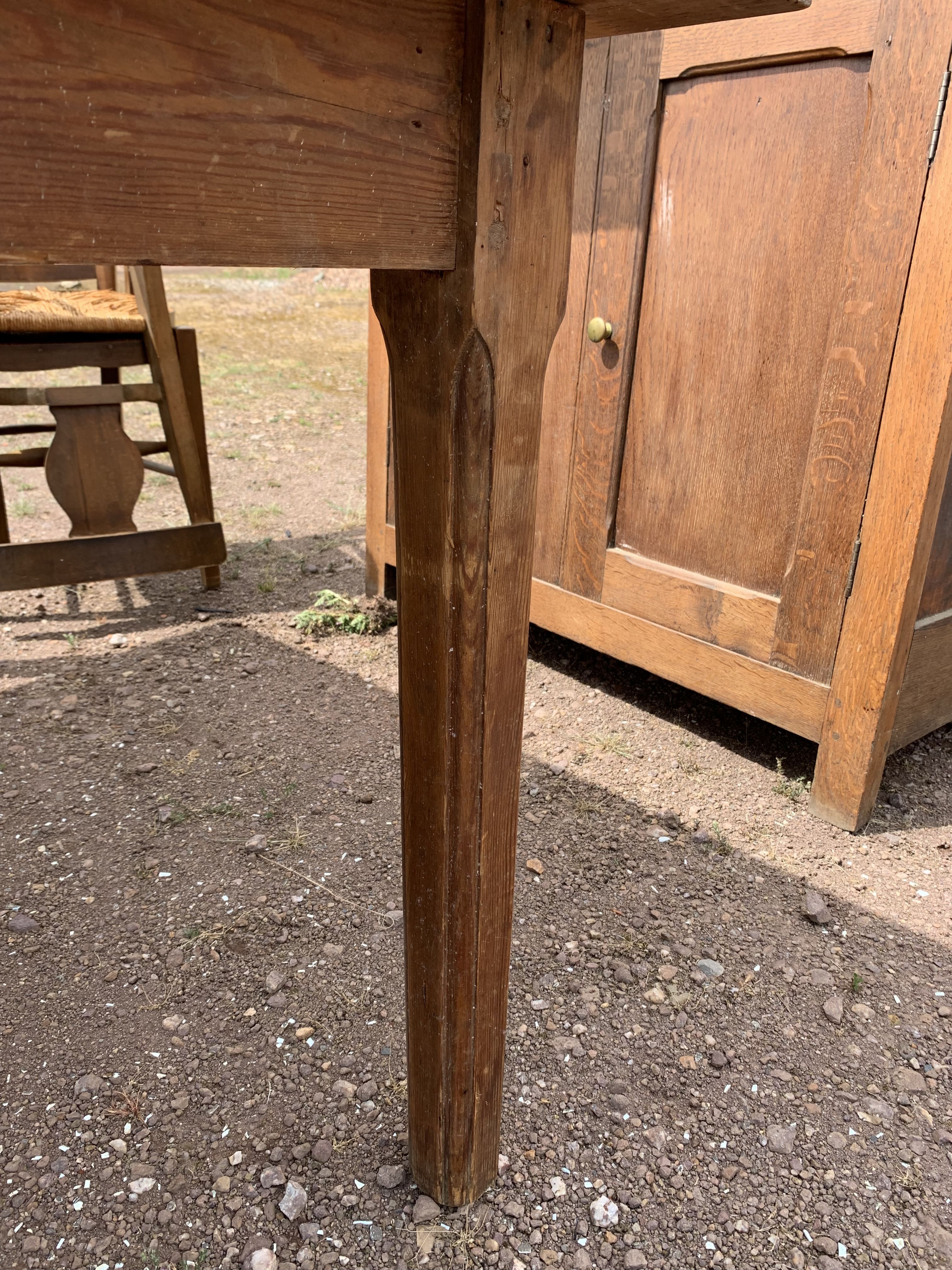 Old rectangular table - 1M40 - 2 drawers