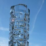 Vase art-déco translucide