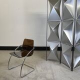 Large aluminum screen