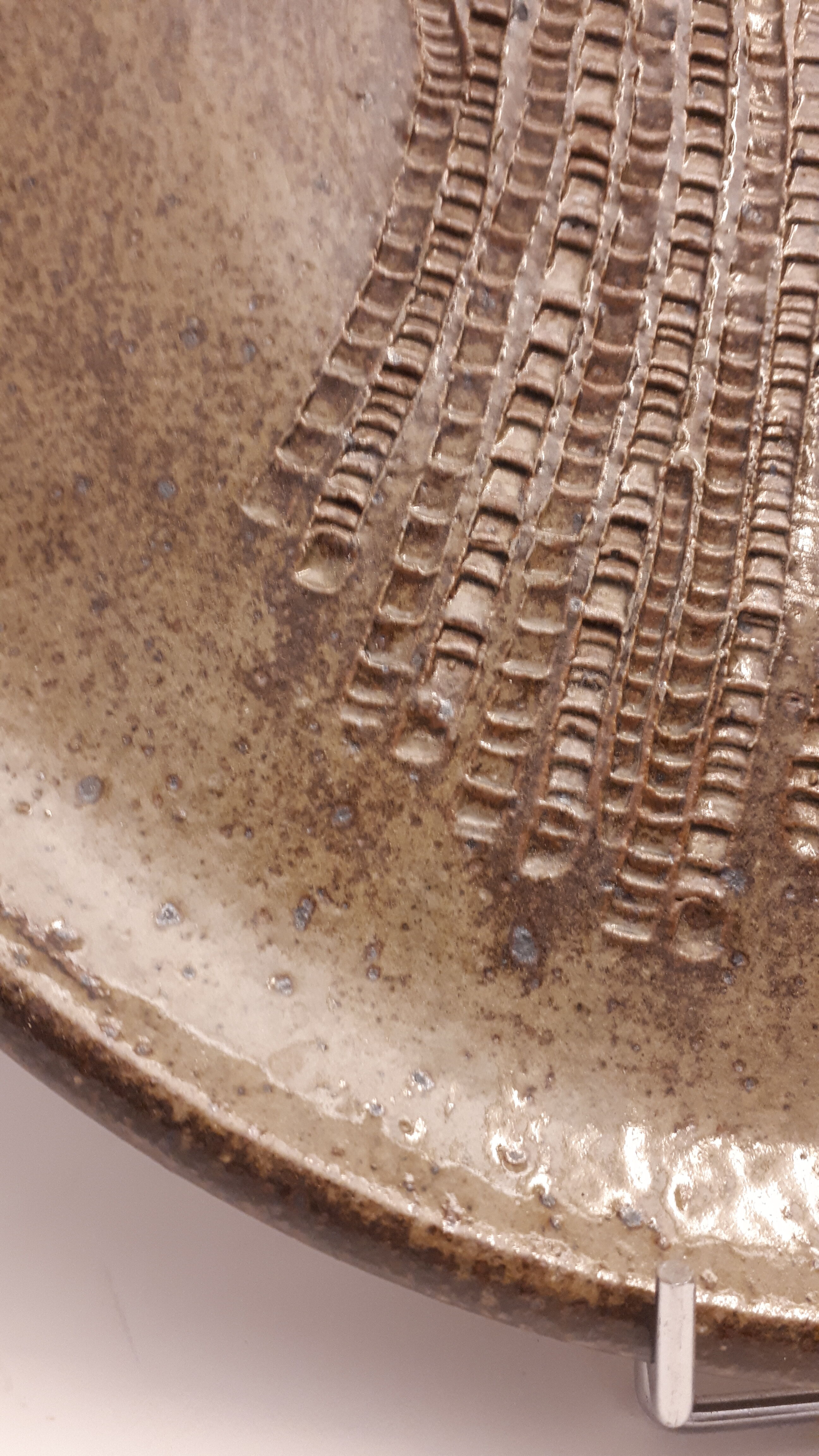 Plate in pyrité sandstone signed vintage 1970