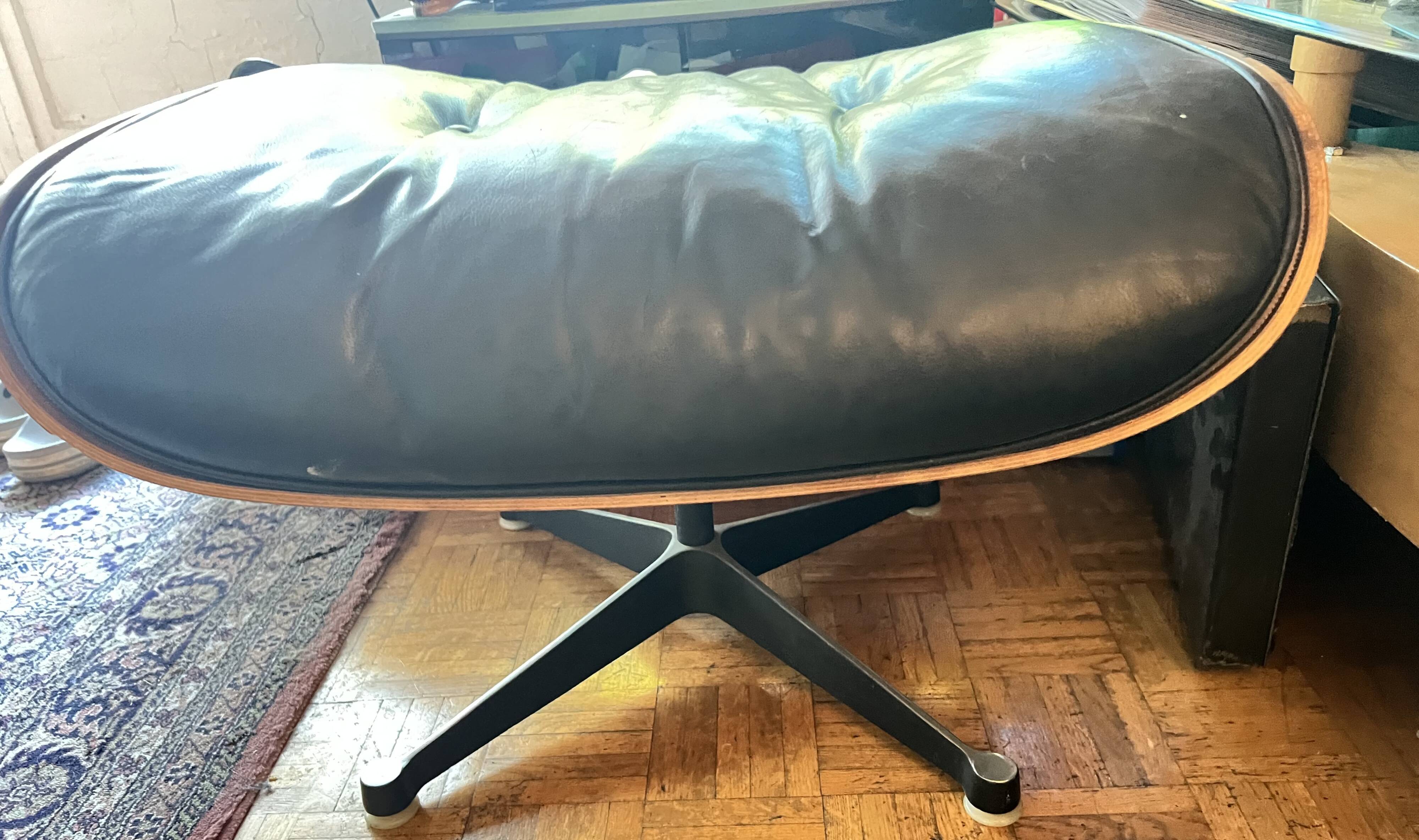 Lounge chair et ottoman Herman Miller