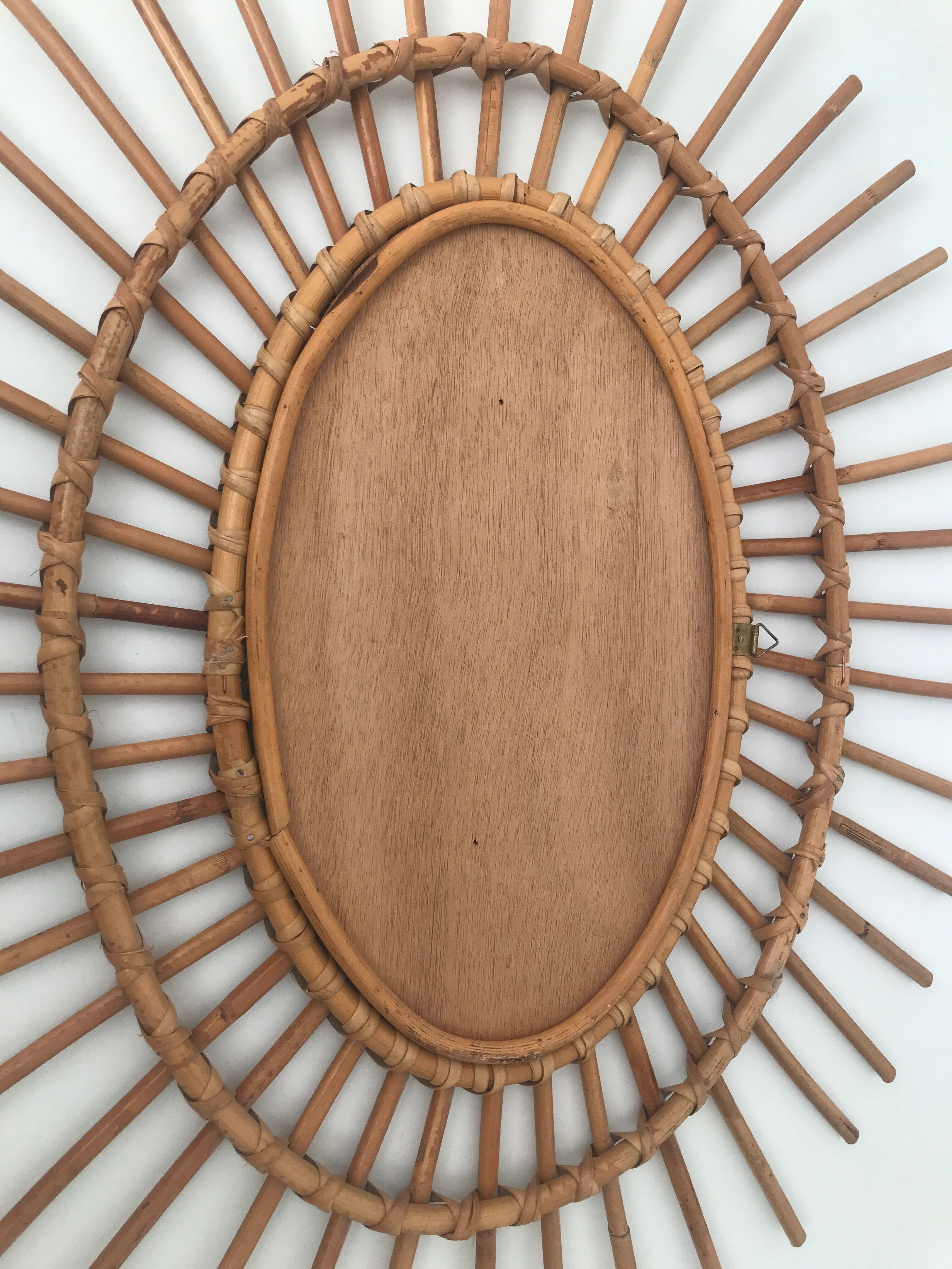 Vintage rattan oval mirror 60/70