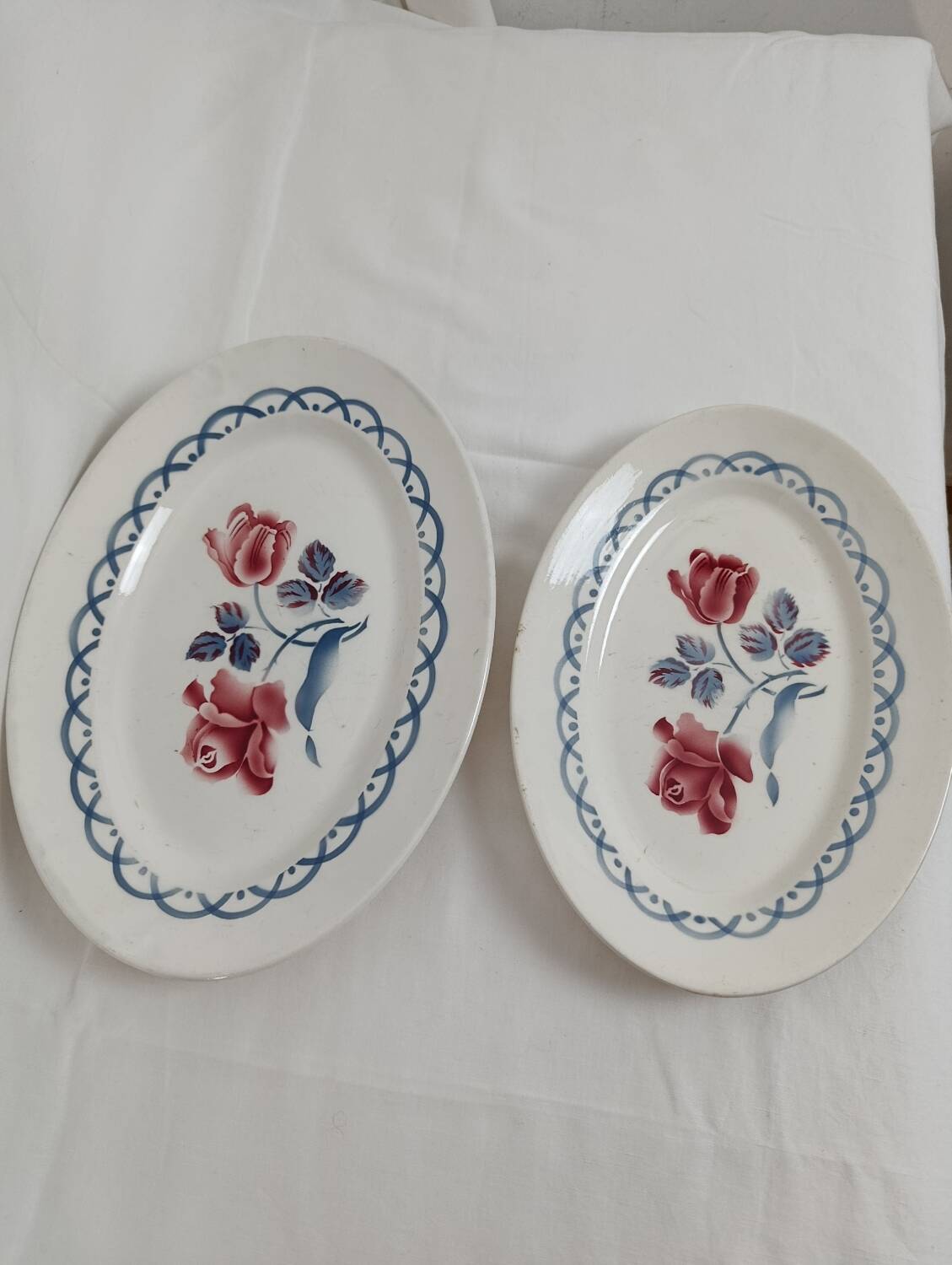 Oval plates Sarreguemines Digoin Cannes set of 2
