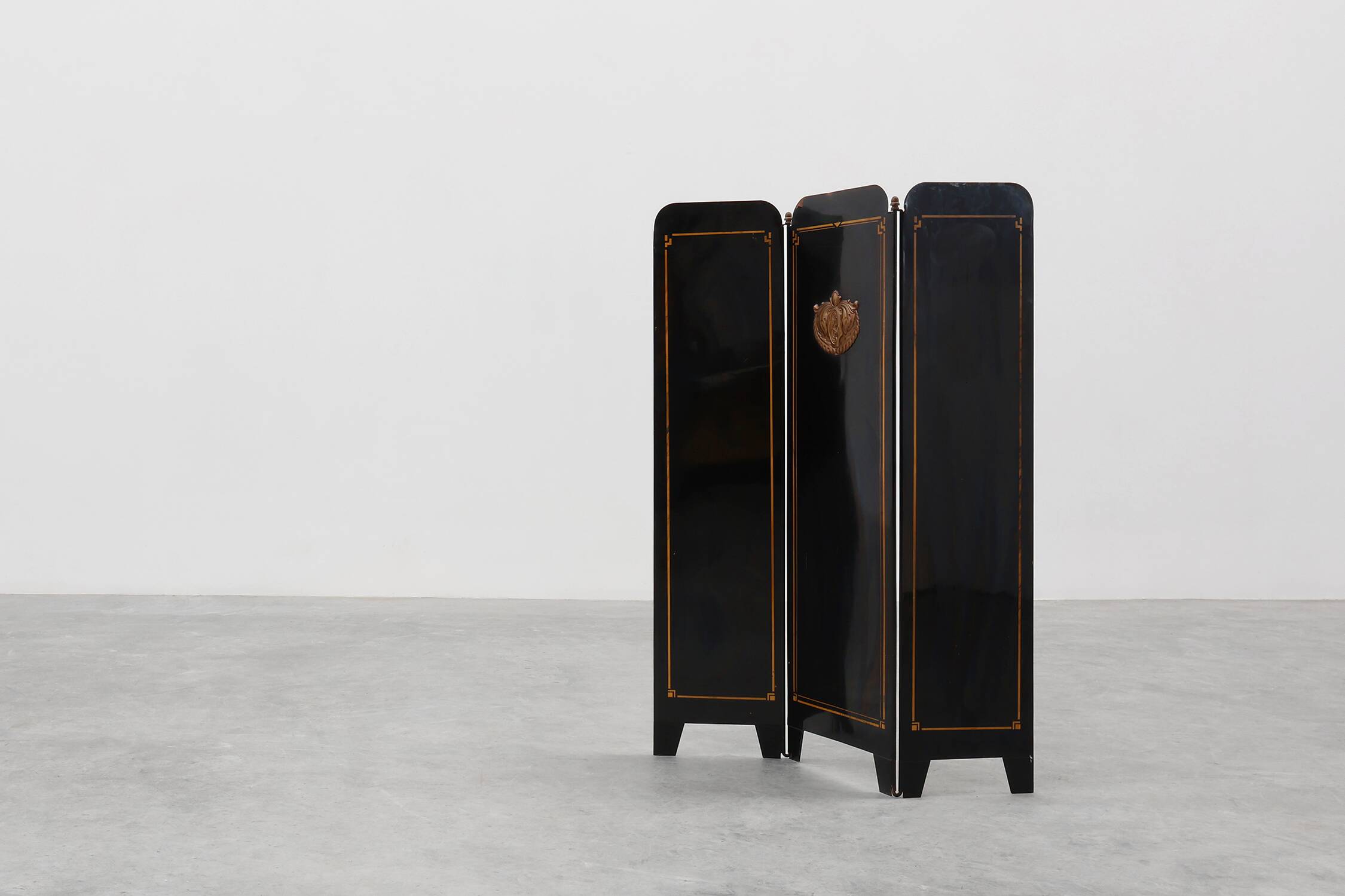 French black and gold Art Deco Fireplace Screen, 1930s